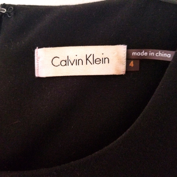Calvin Klein black dress with flared side ruching - Picture 4 of 4